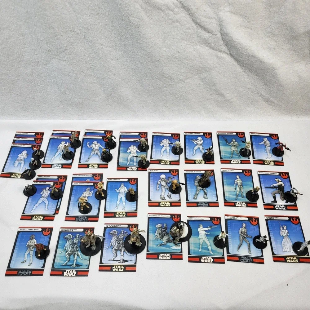 Star Wars Miniatures Lot 20 Figures w Cards Mixed Junk Golem Fringe Alien WOTC